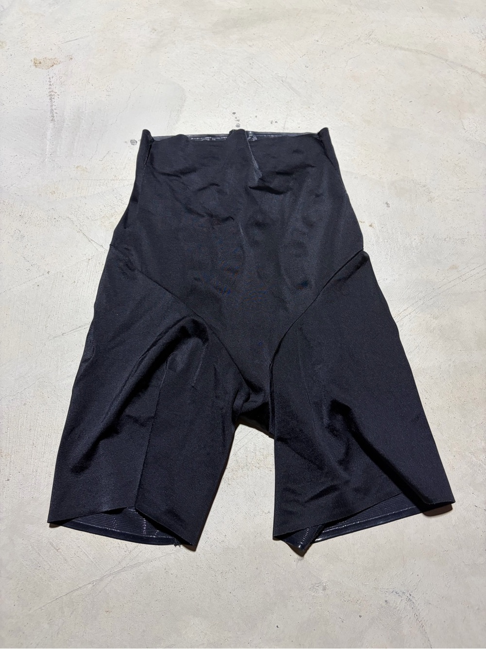 Soma Black Thigh Slimmer Shaping Short large